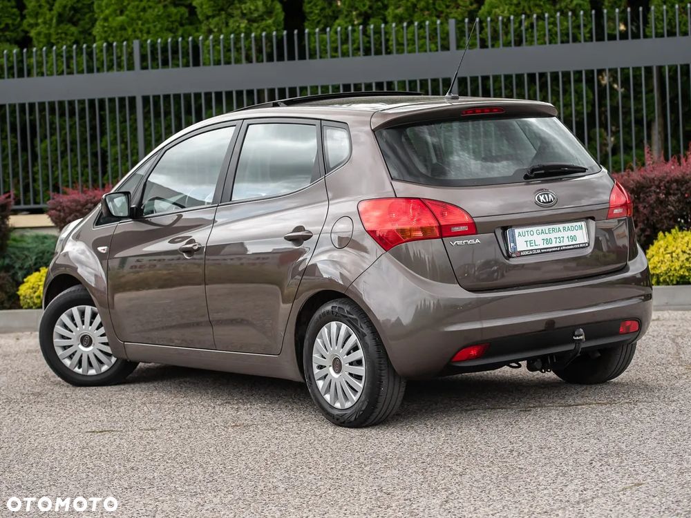 Kia Venga 1.6 CVVT Automatik Black Collection - 9