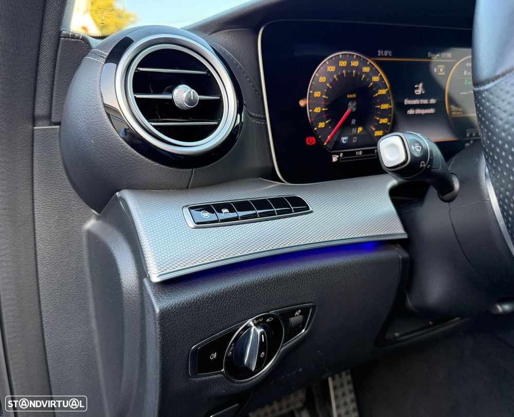 Mercedes-Benz E 300 de AMG Line - 13