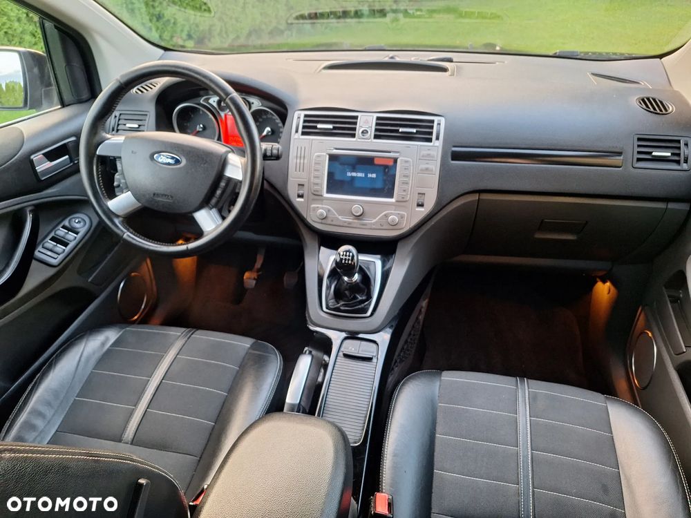 Ford Kuga - 5