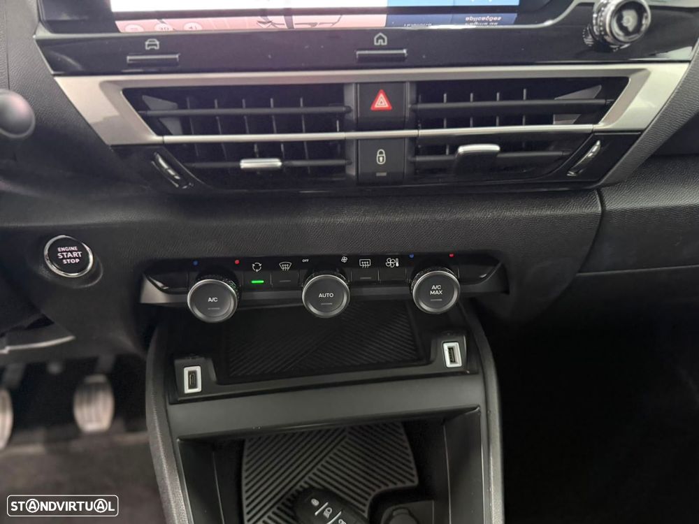 Citroën C4 1.2 PureTech Plus - 12