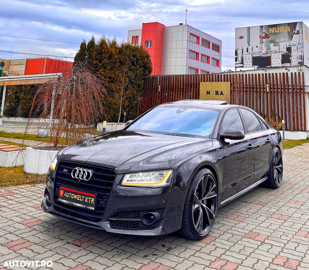 Audi S8 Plus 4.0 TFSI quattro Tiptronic - 9