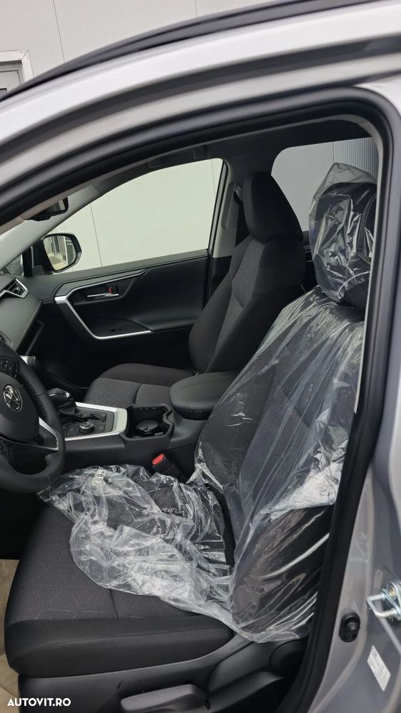 Toyota RAV4 - 15