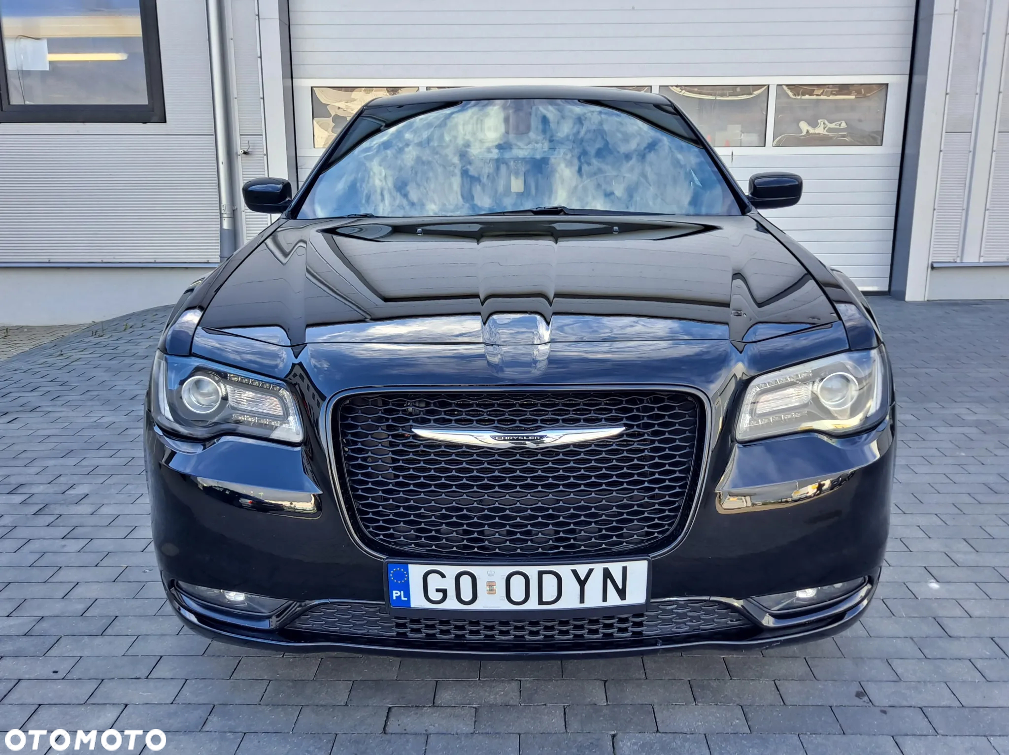 Chrysler 300s - 33