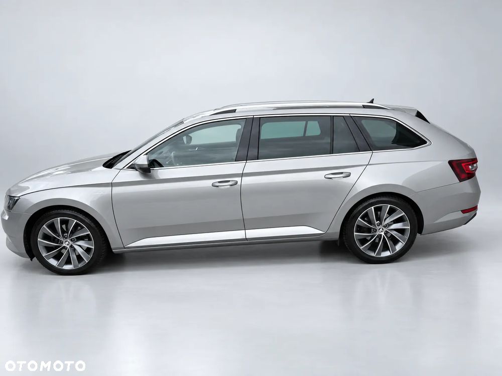 Skoda Superb 2.0 TDI SCR L&K DSG - 6