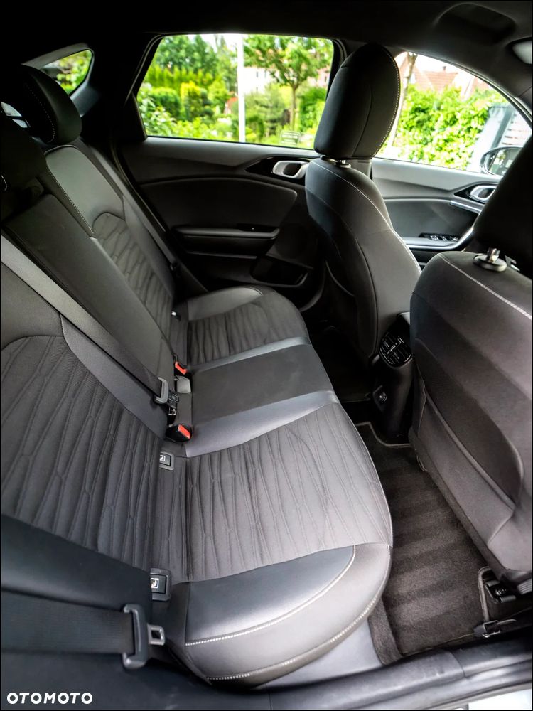 Kia ProCeed - 36