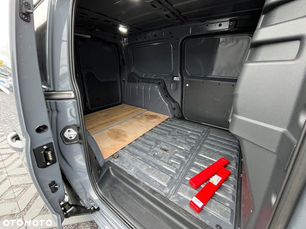 Volkswagen Caddy MAXI Cargo 1.5 TSI 84 kW 6-G - 15