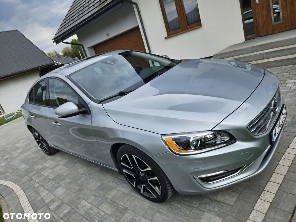Volvo S60 T5 Powershift - 1