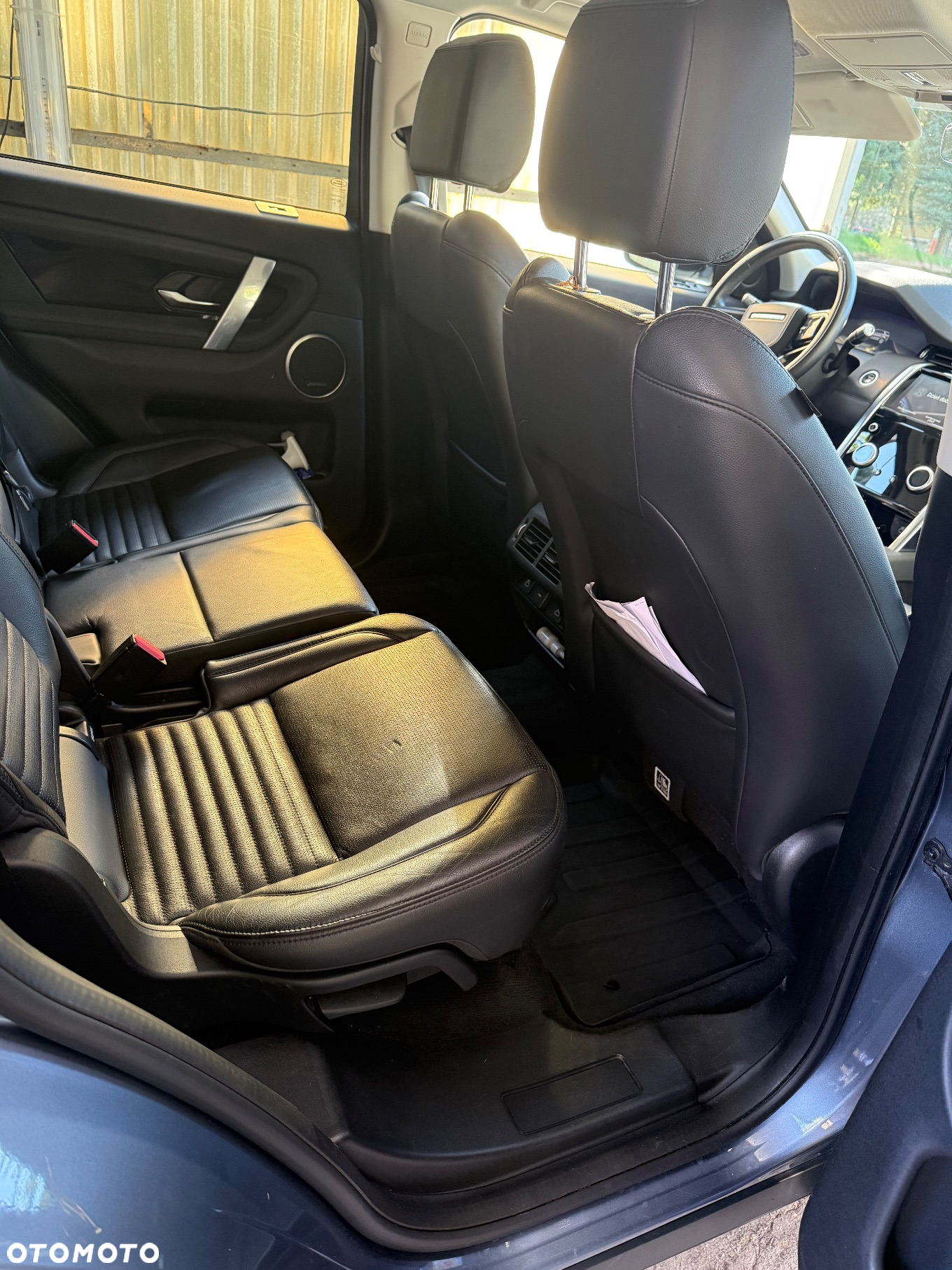 Land Rover Discovery Sport 2.0 D240 SE - 23