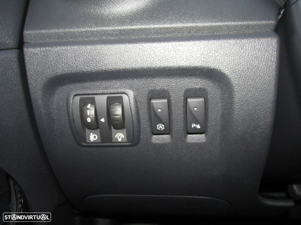 Renault Captur 1.5 dCi Exclusive C/Pneu - 40