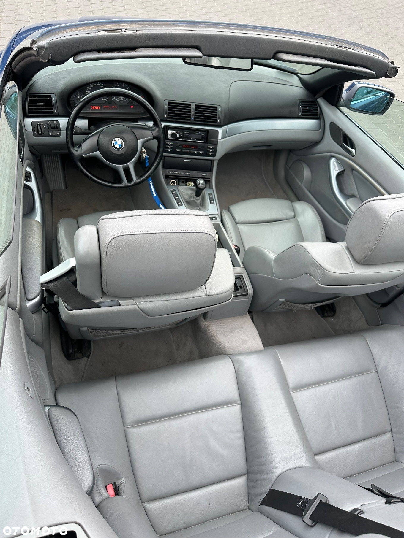 BMW Seria 3 323i - 8