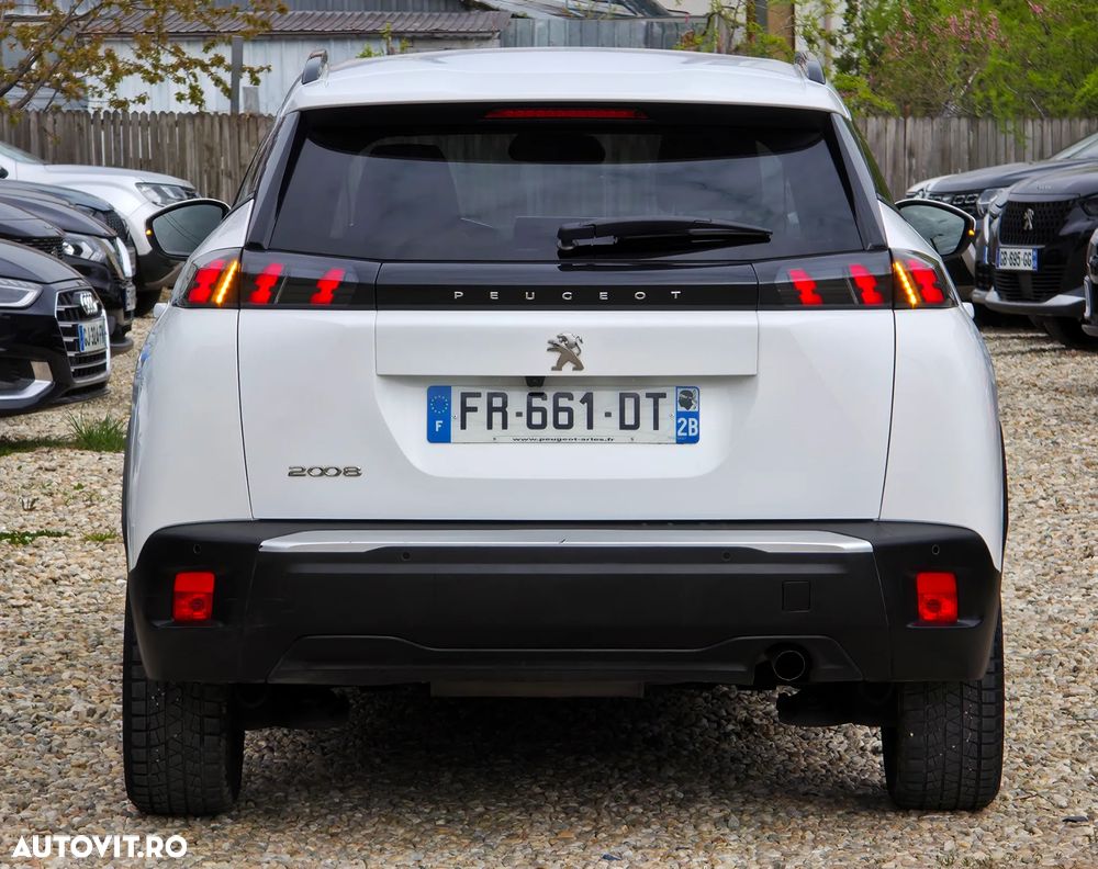 Peugeot 2008 1.2 L PureTech STT Allure - 7
