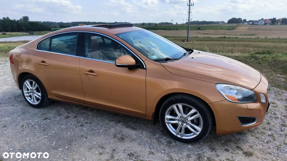 Volvo S60 - 3