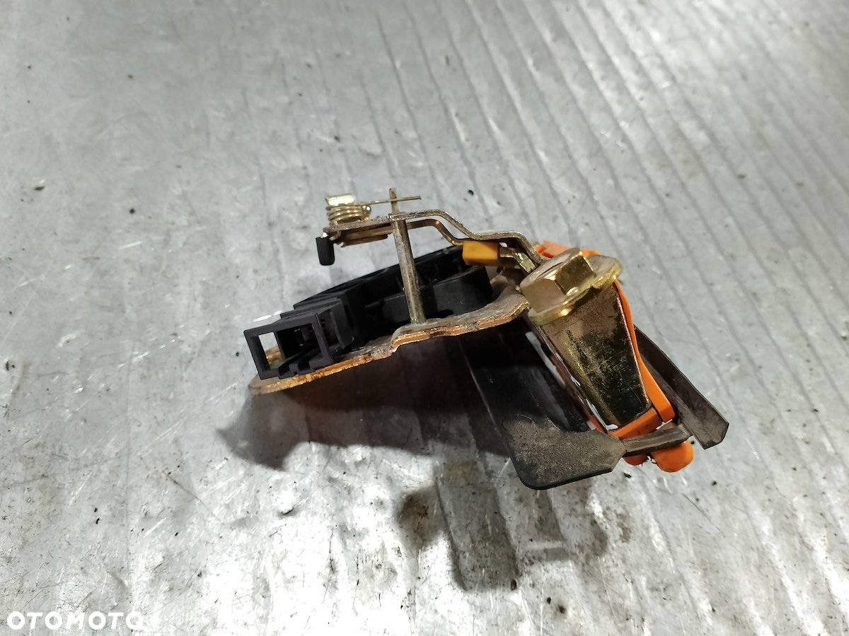 ZAMEK KLAPY SKODA OCTAVIA I LIFT 1U9827501F - 2