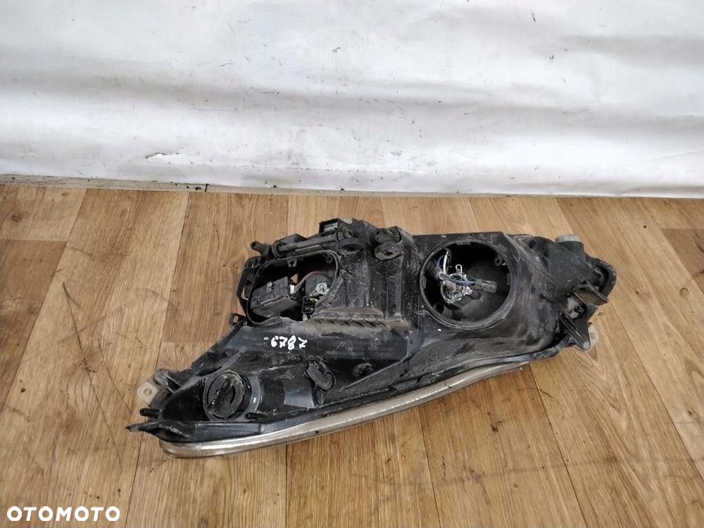 opel corsa d lampa przód prawa - 2
