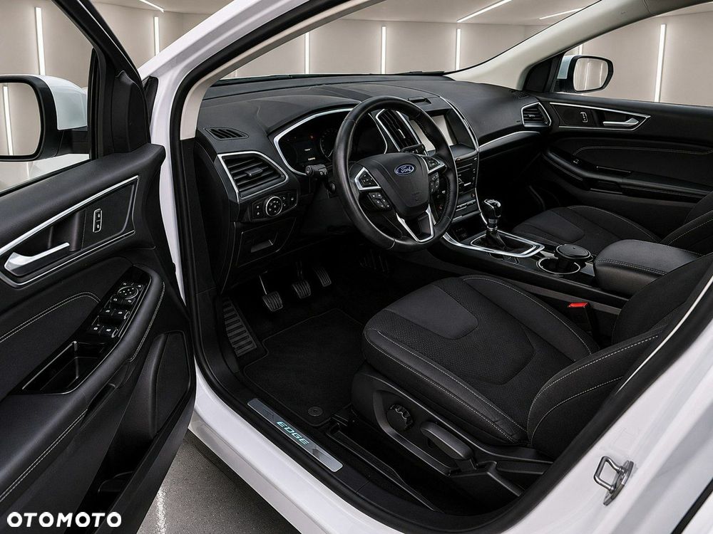 Ford Edge - 9