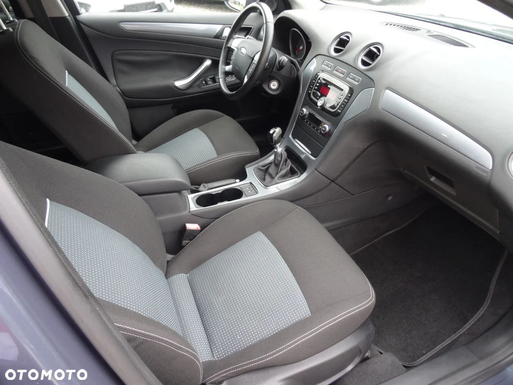Ford Mondeo 1.6 Eco Boost Start-Stopp Ambiente - 11