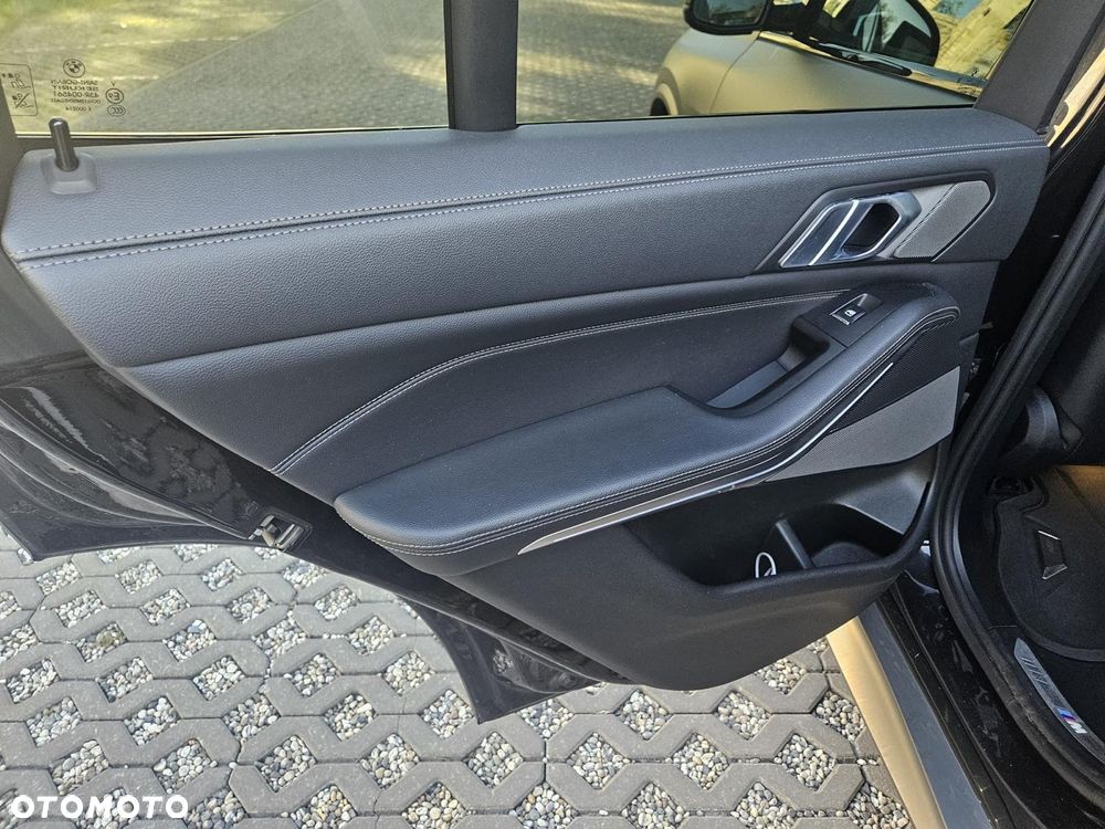 BMW X5 - 12