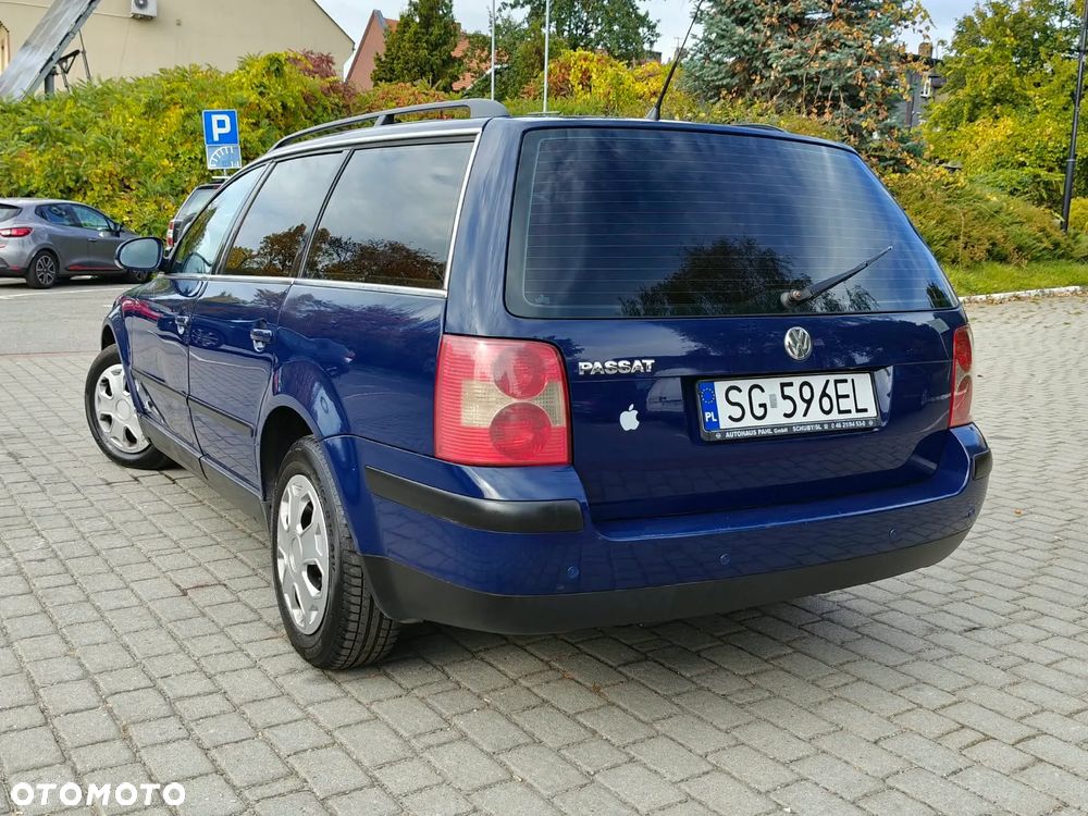 Volkswagen Passat Variant 1.6 Comfortline Family - 3