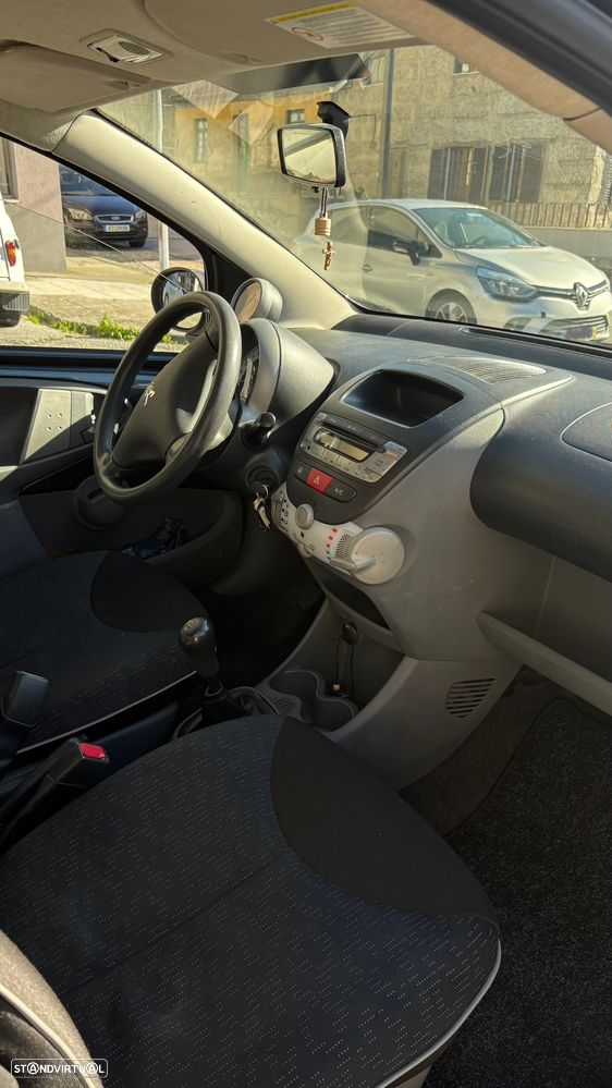 Peugeot 107 1.0 Access - 5