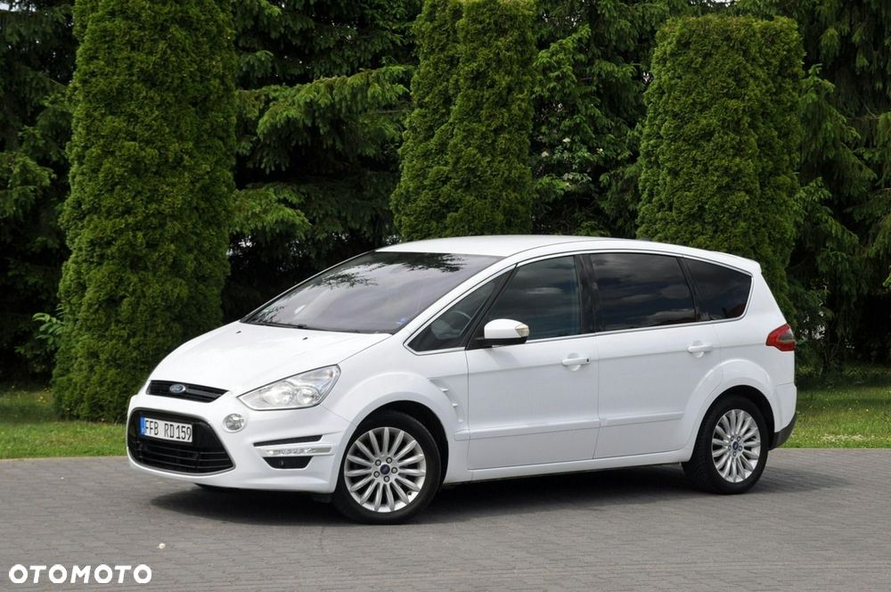 Ford S-Max - 11