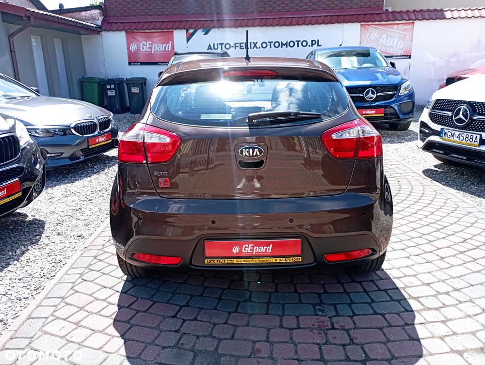 Kia Rio 1.2 M - 5