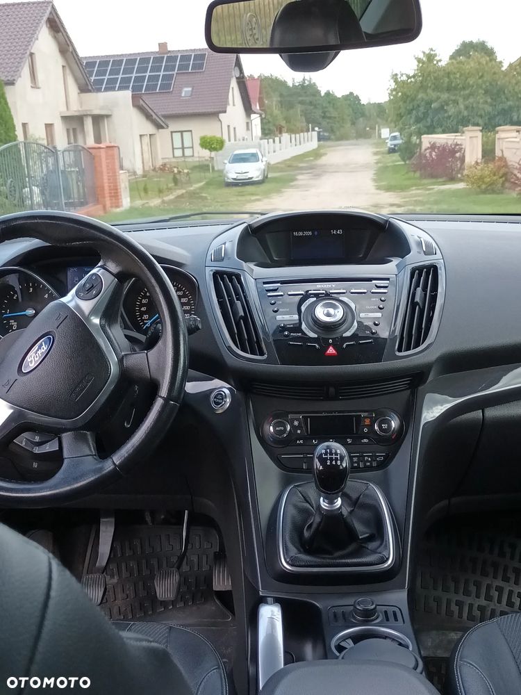 Ford Kuga 2.0 TDCi FWD Titanium - 14