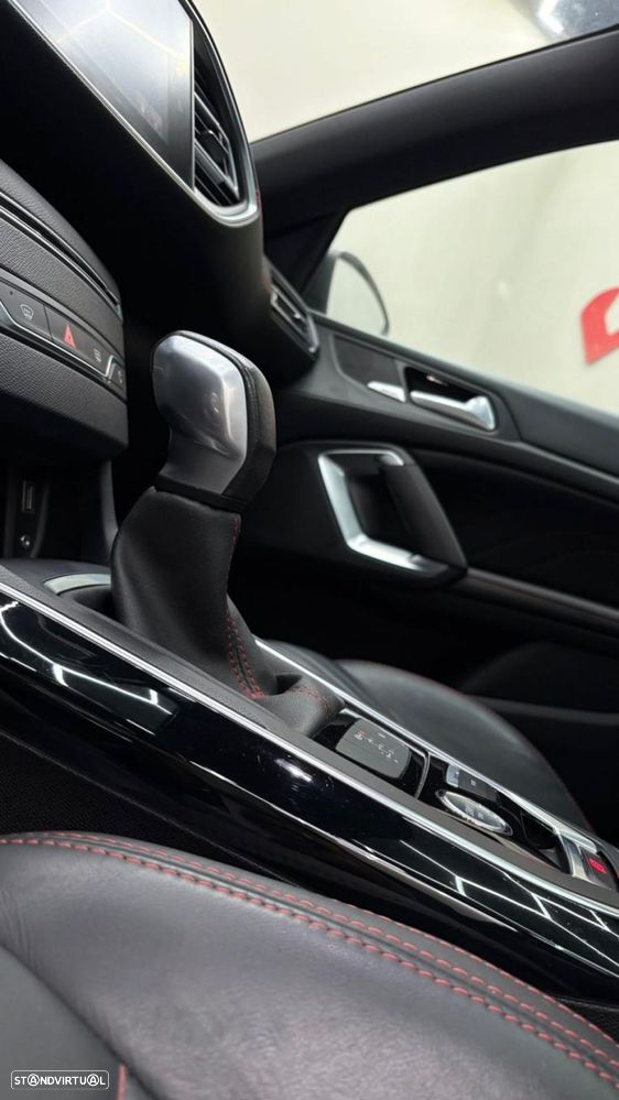 Peugeot 308 SW - 14