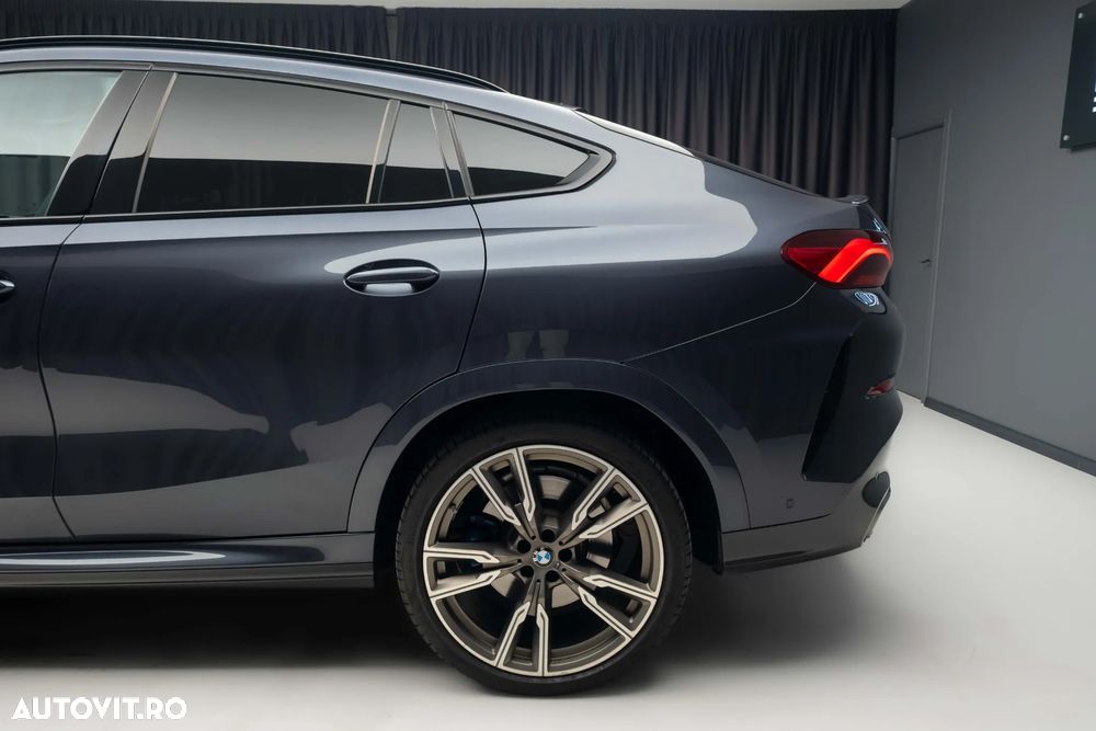 BMW X6 M M50d - 12