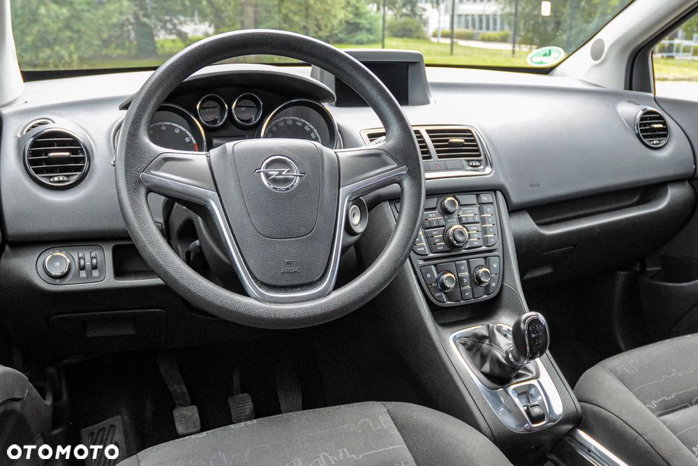 Opel Meriva - 9