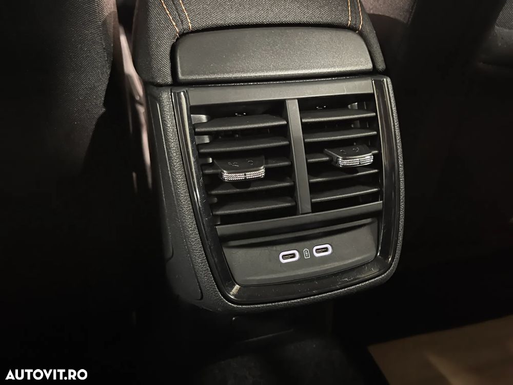 Skoda Kamiq 1.0 TSI Style - 25