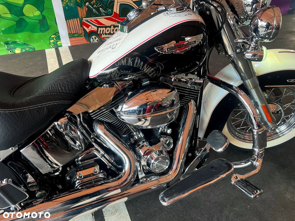 Harley-Davidson Softail Deluxe - 10