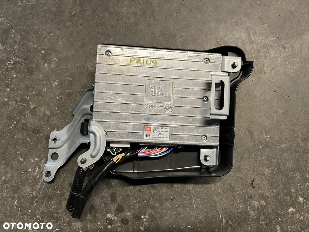 Wzmacniacz JBL Toyota Prius IV - 1