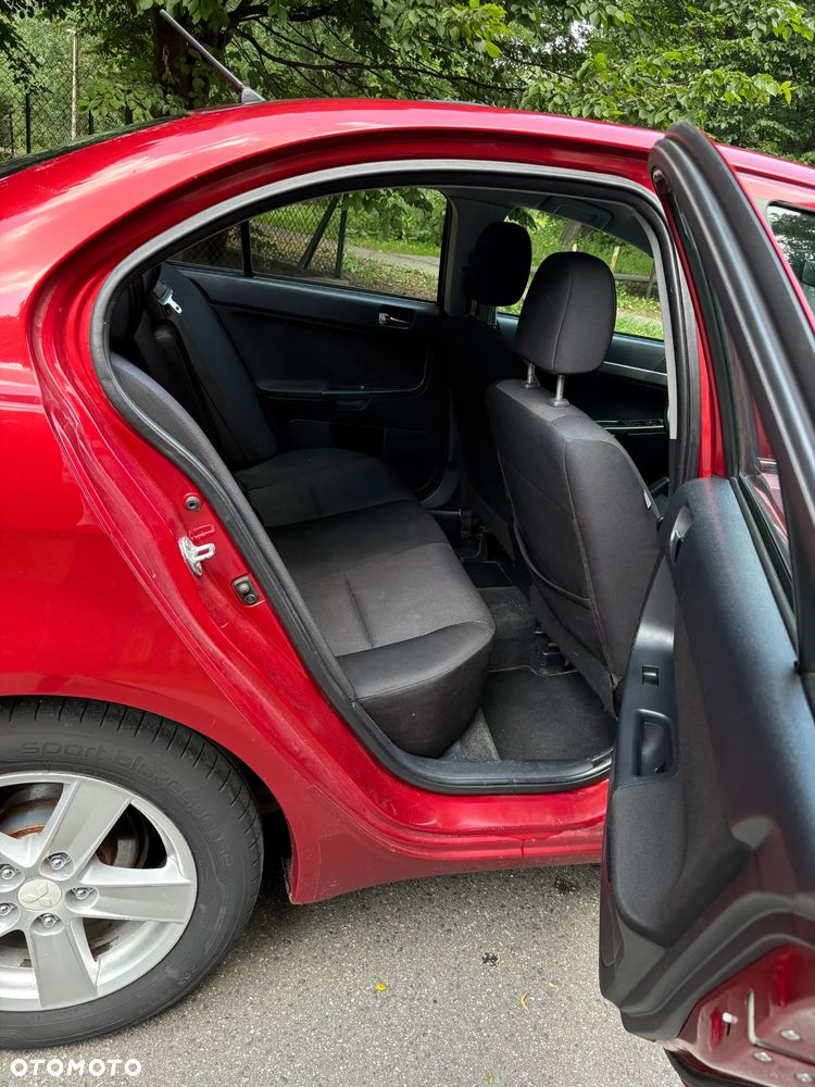 Mitsubishi Lancer 1.8 Invite - 12