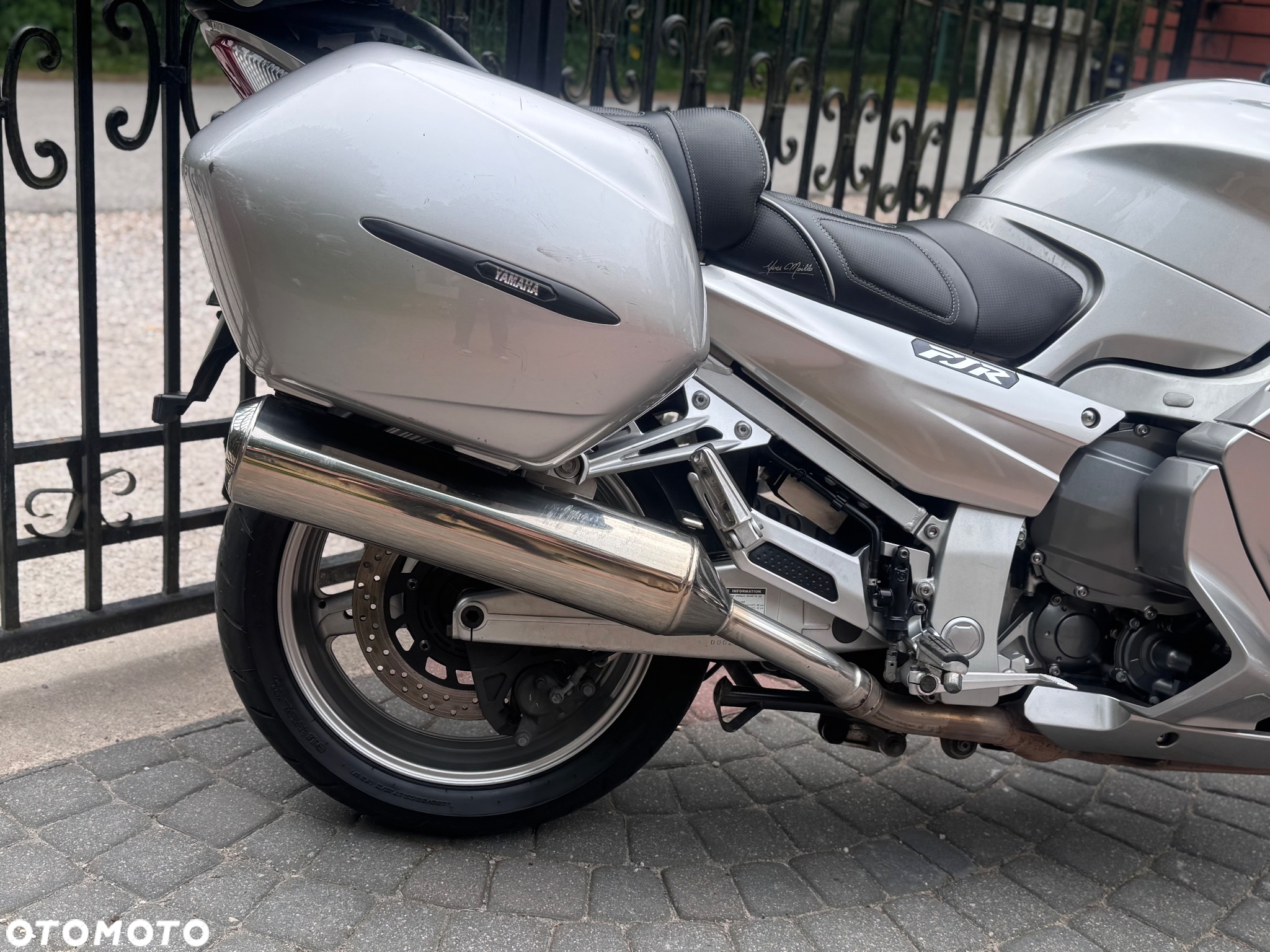 Yamaha FJR - 10