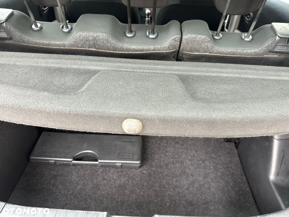 Toyota Yaris 1.4 D-4D - 19