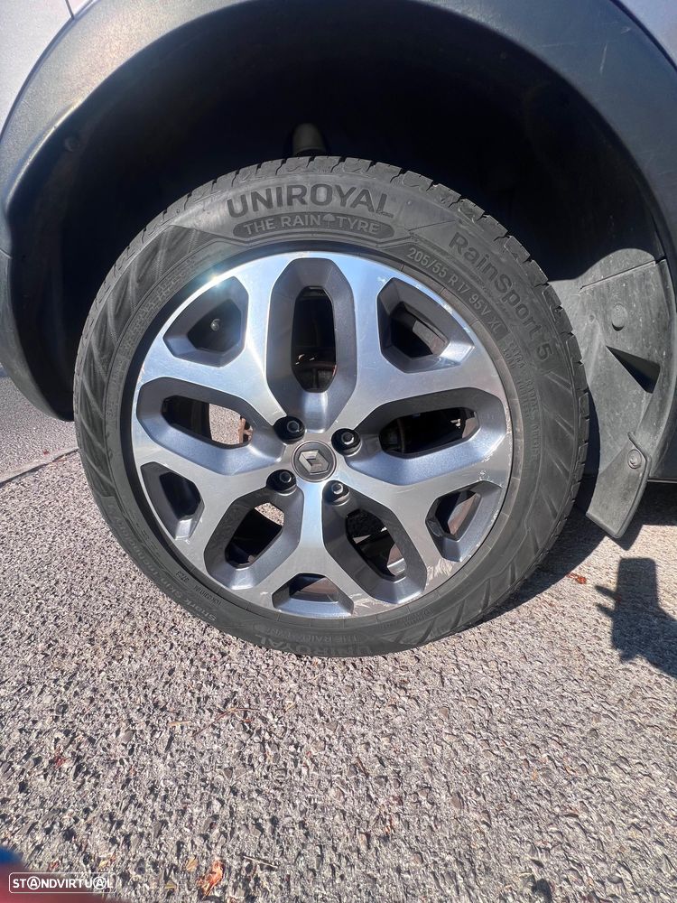 Renault Captur 1.5 dCi Exclusive - 6