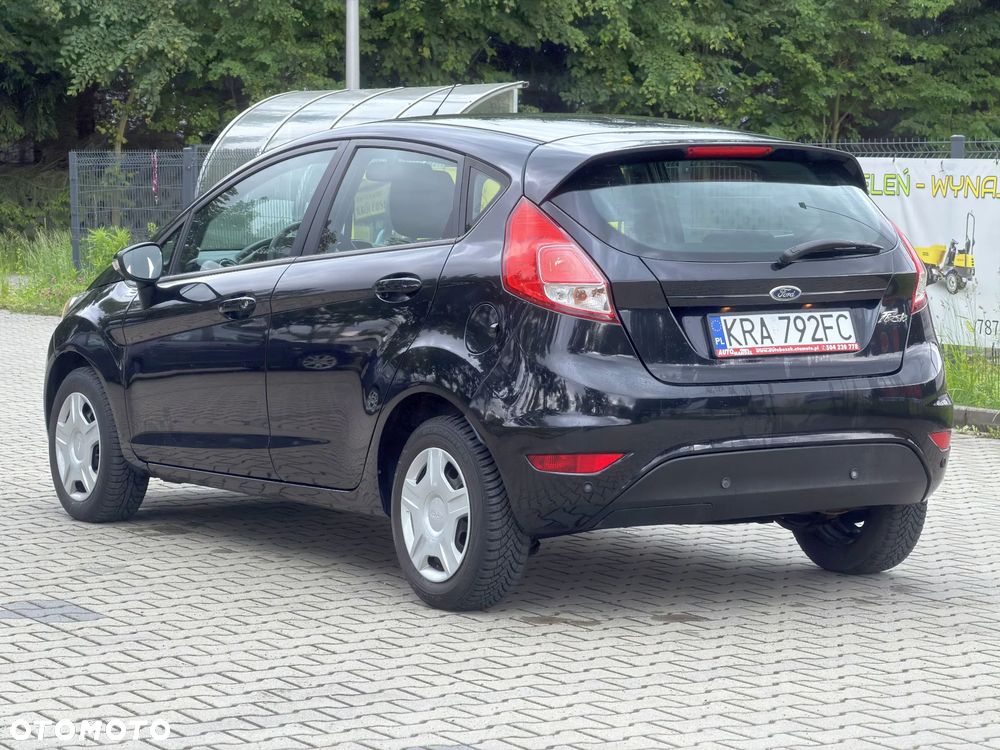 Ford Fiesta 1.25 Titanium X - 32