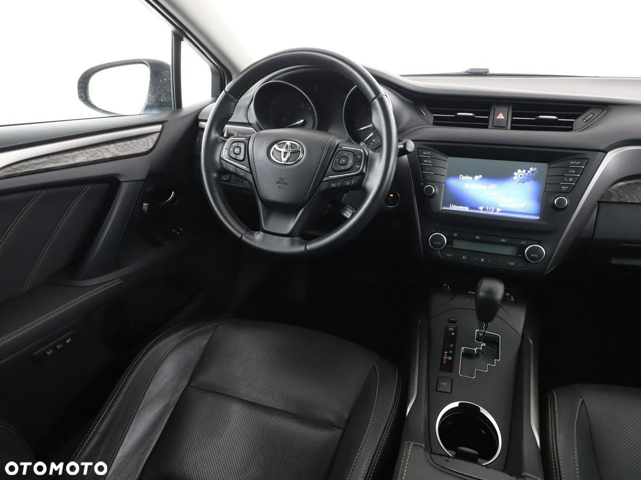 Toyota Avensis Combi 1.8 Multidrive S Executive - 16