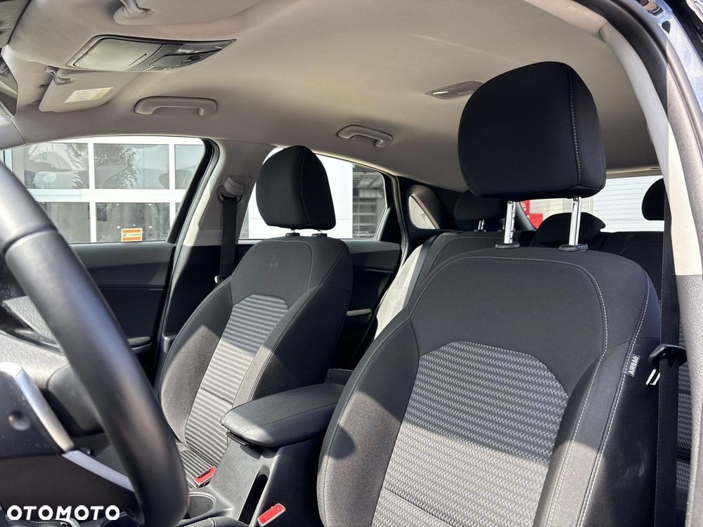Kia Ceed 1.5 T-GDI M DCT - 12