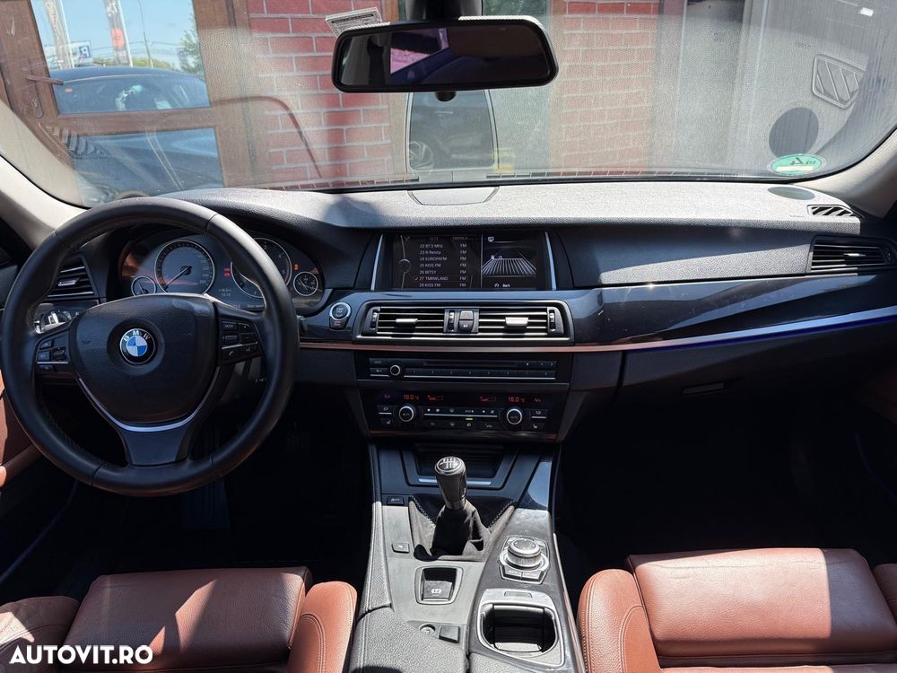 BMW Seria 5 520d - 5
