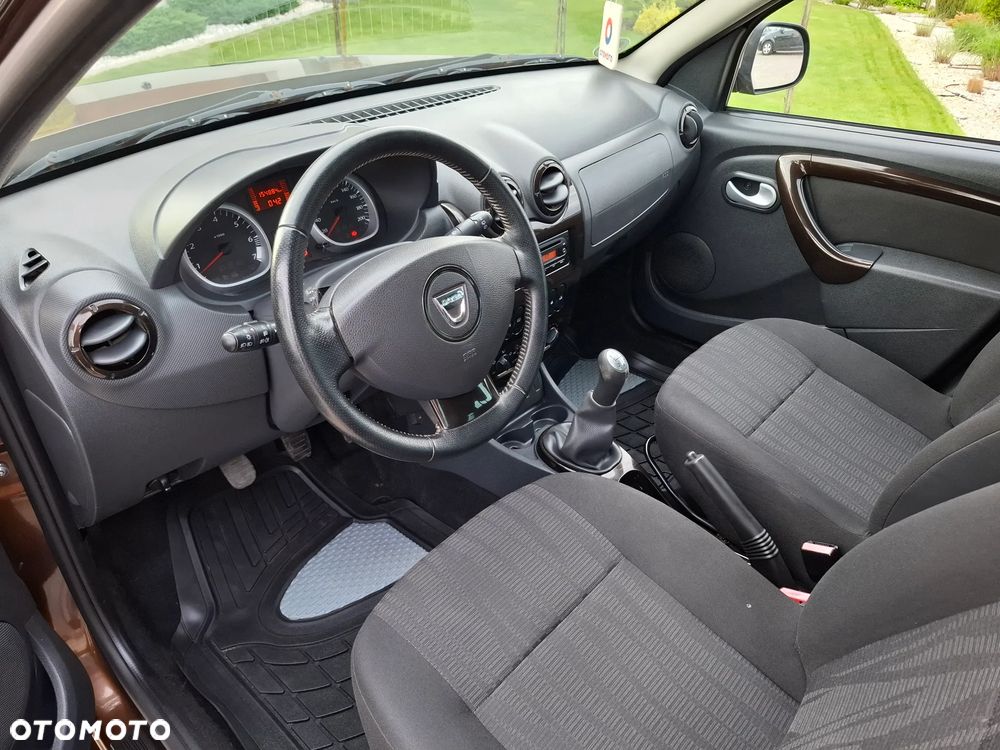 Dacia Duster 1.6 16V 105 4x2 Celebration - 35