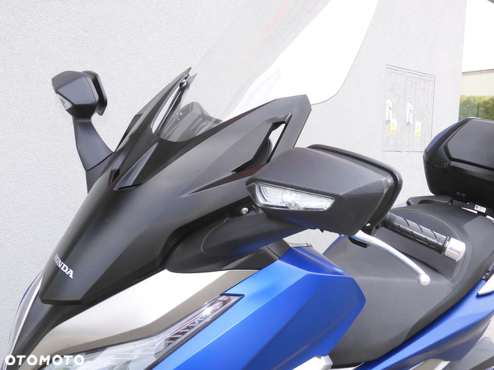Honda NSS - 22