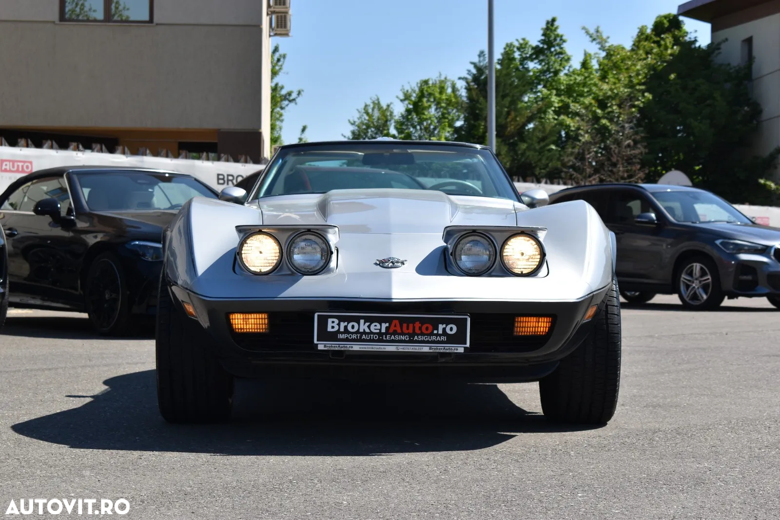 Chevrolet Corvette - 2