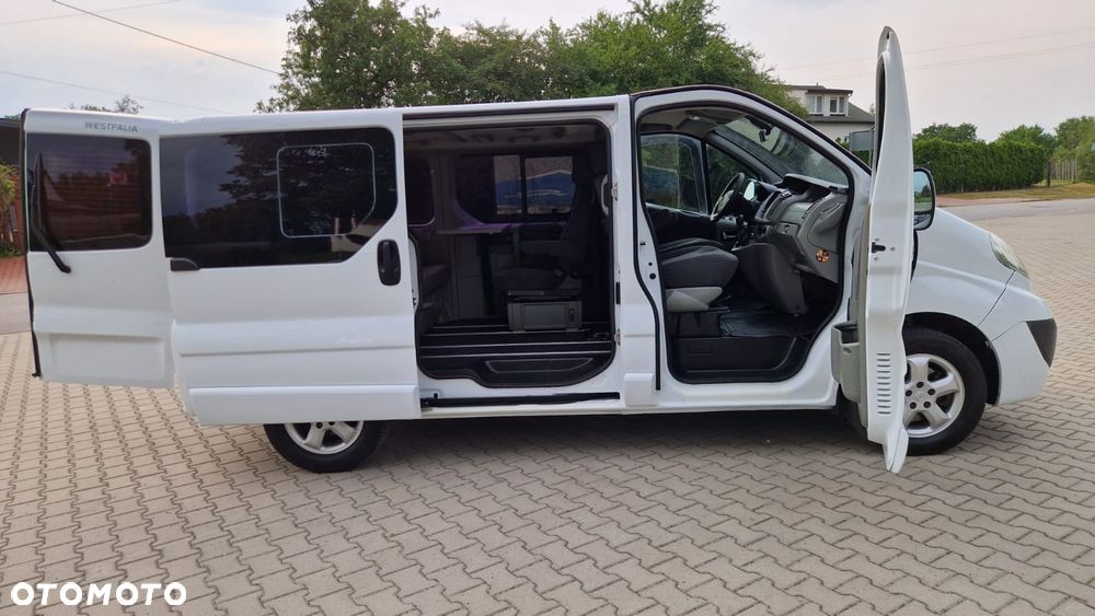 Opel Vivaro - 10
