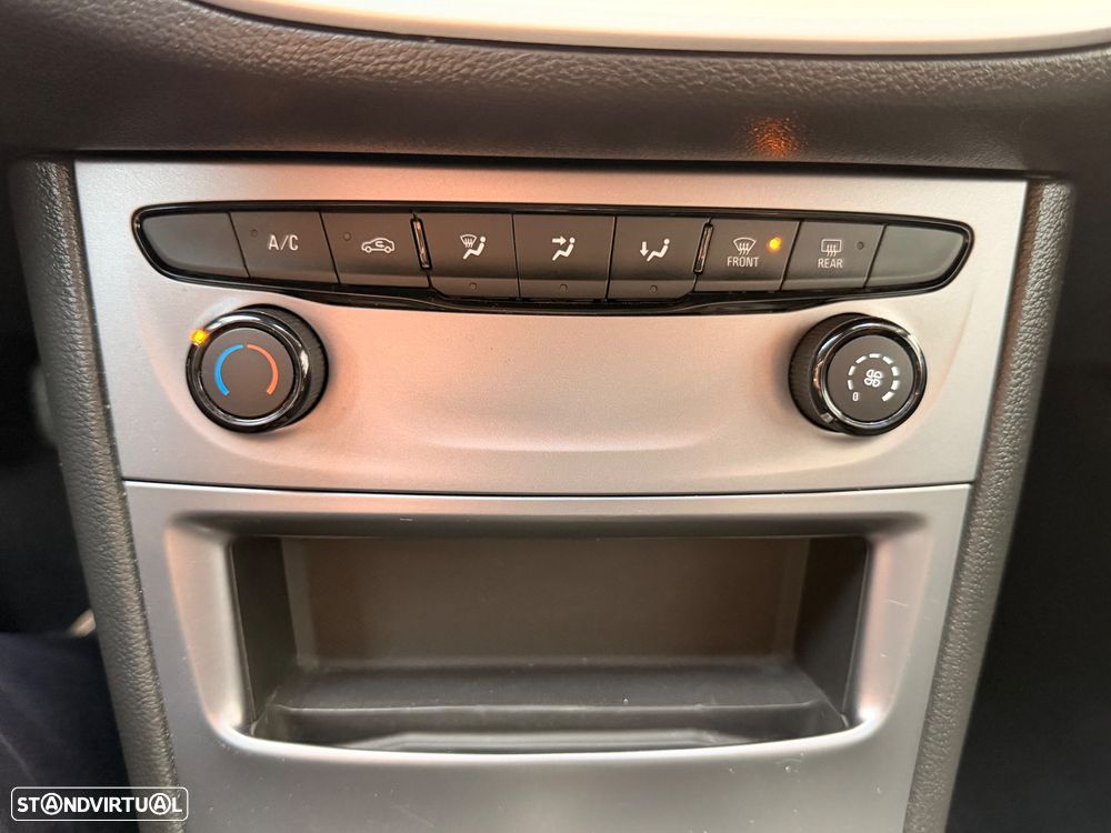 Opel Astra 1.5 D Business Edition S/S - 20