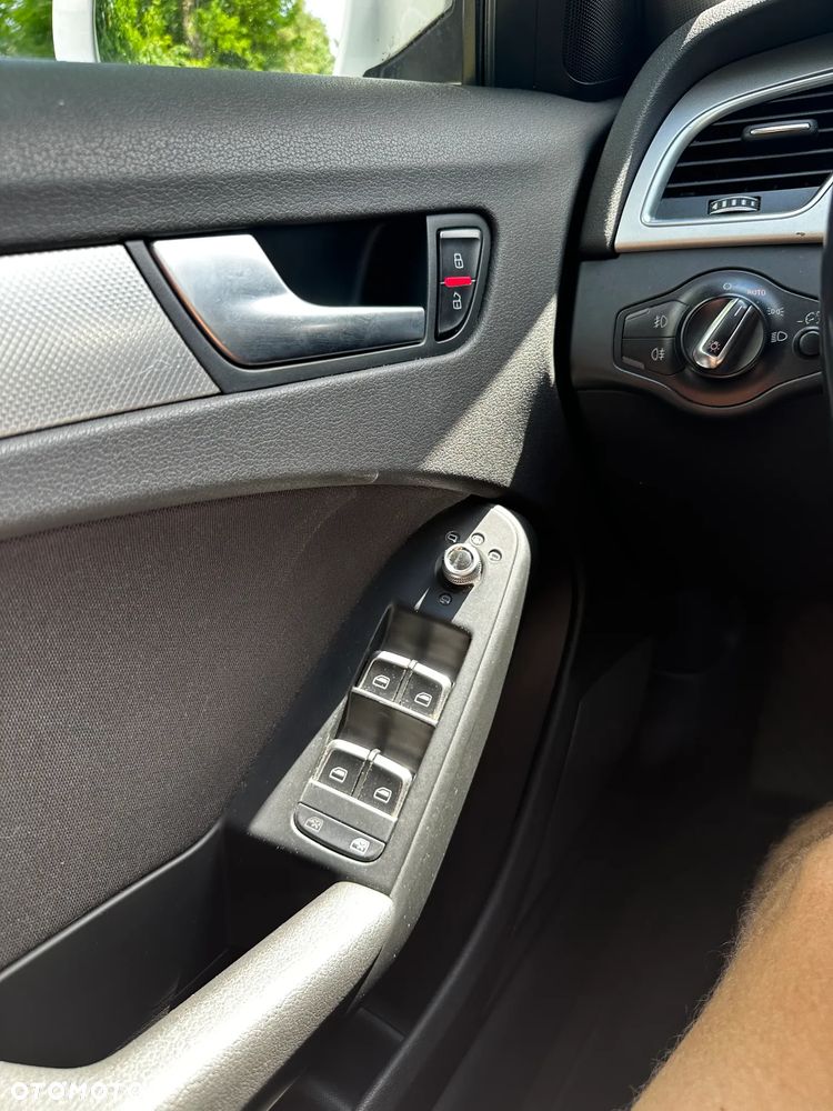 Audi A4 Avant 2.0 TDI Multitronic - 12