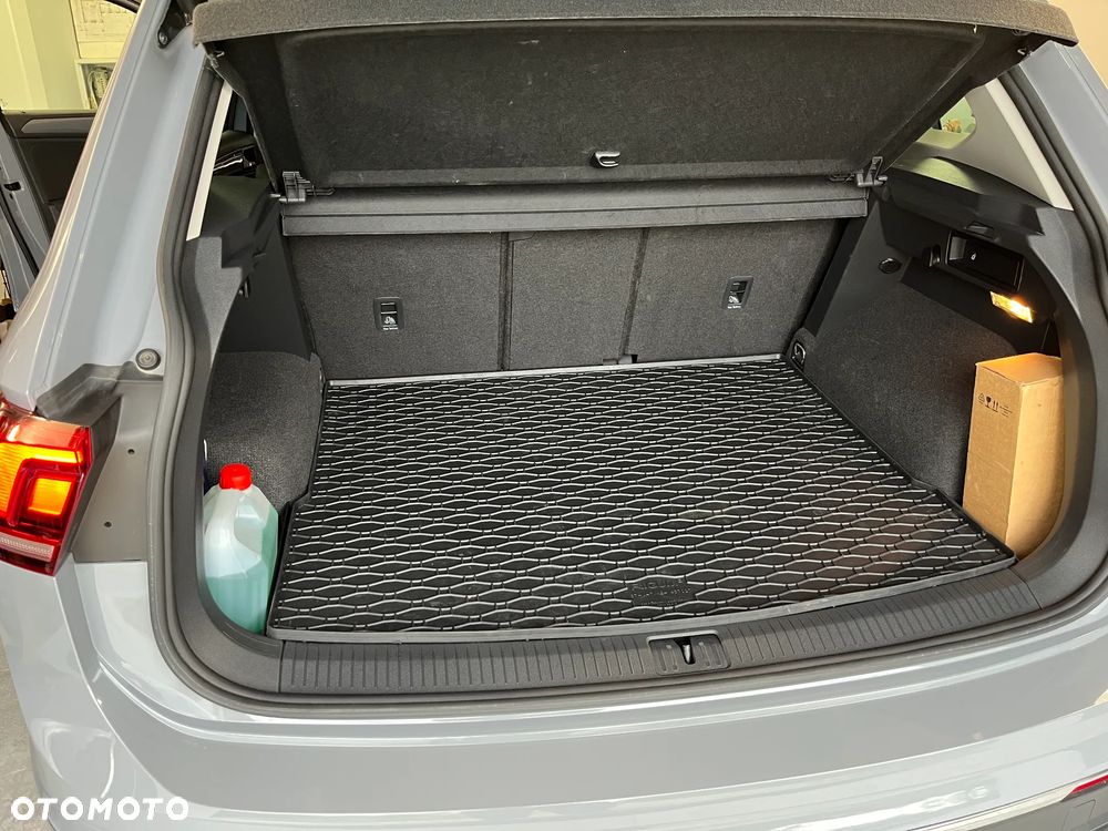 Volkswagen Tiguan 2.0 TSI 4Mot Elegance DSG - 25