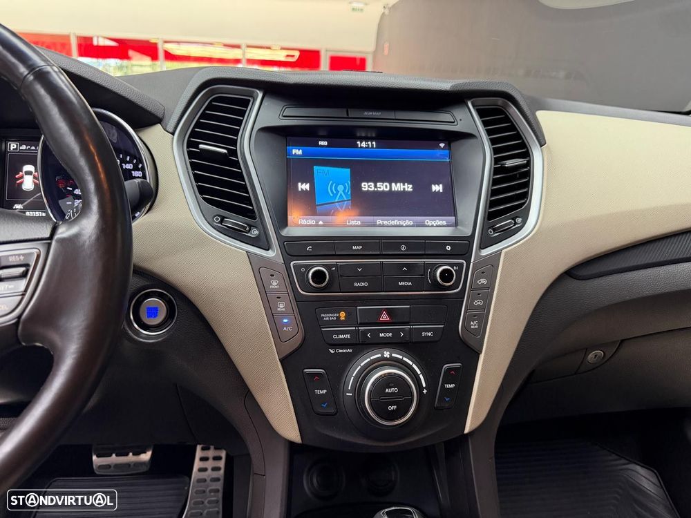 Hyundai Santa Fe 2.2 CRDi Premium 4WD Aut. - 34