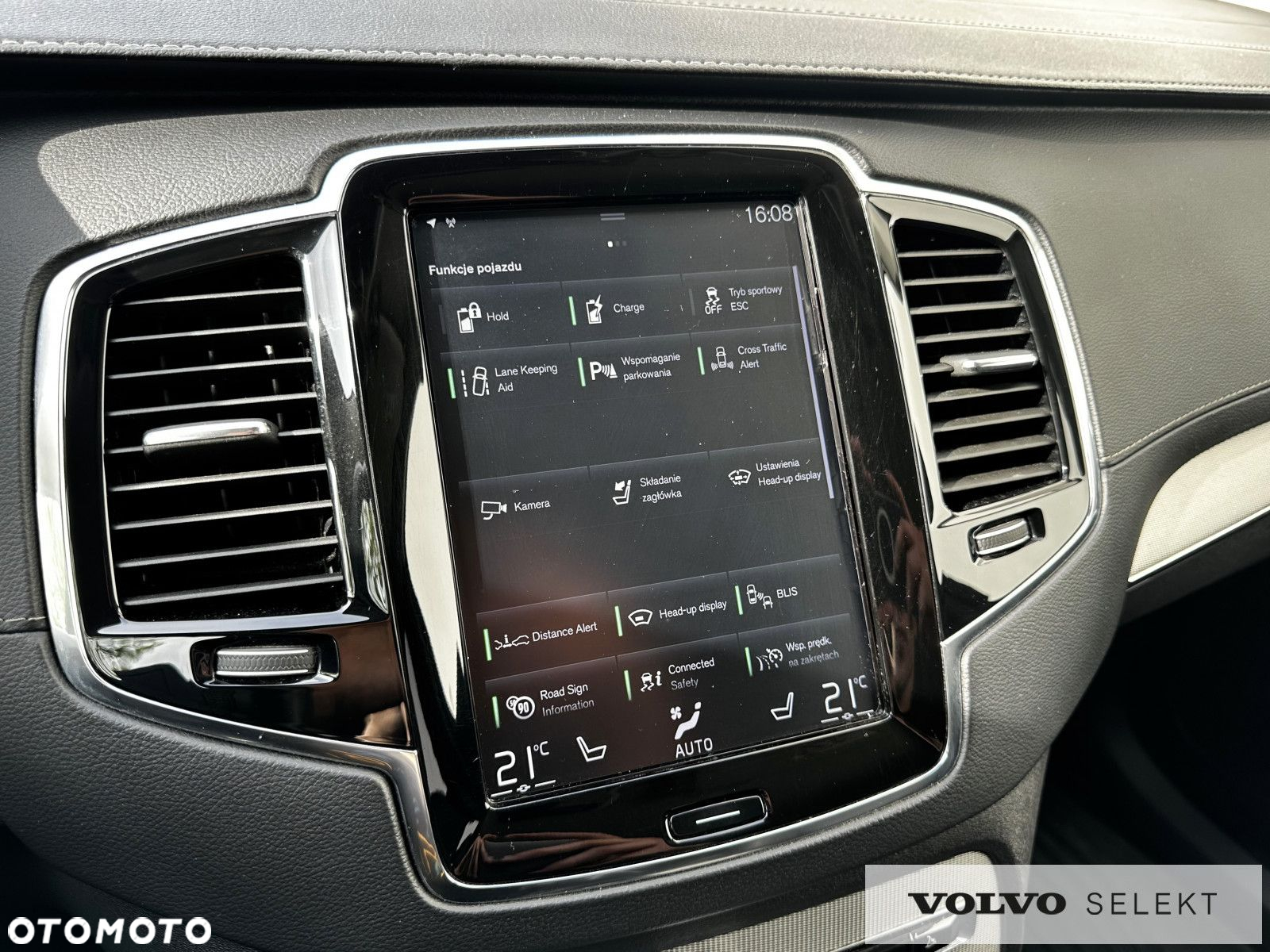 Volvo XC 90 - 36