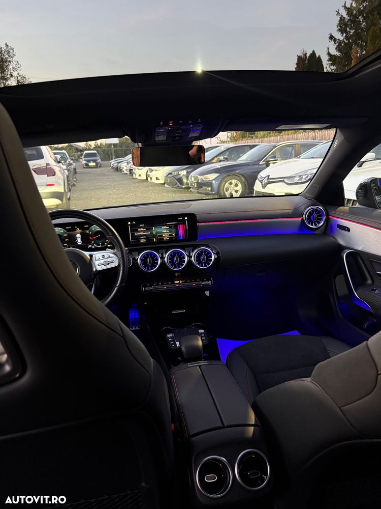 Mercedes-Benz CLA 180 7G-DCT AMG Line Advanced Plus - 14
